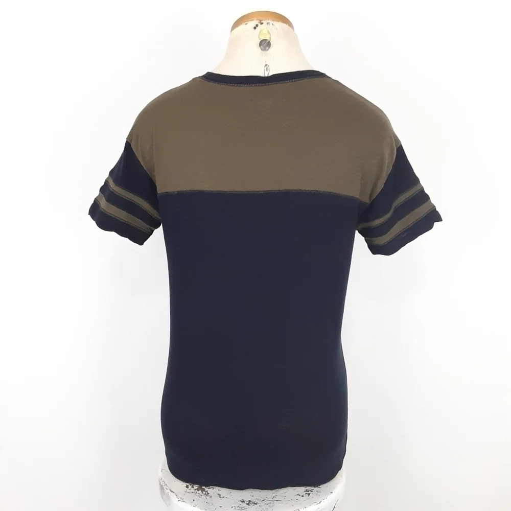Madewell | V Neck Tee_5